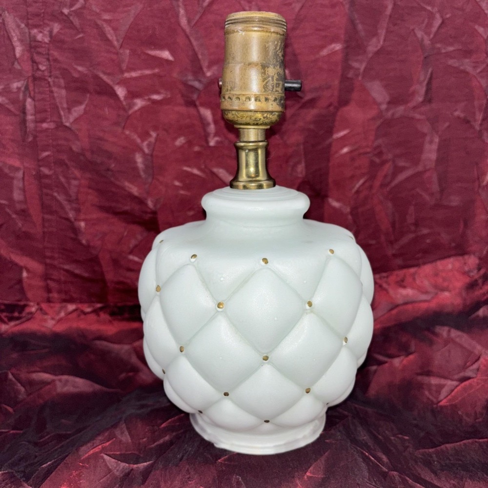 Vintage 9" Satin Glass Boudoir‎ Lamp Light Seafoam Diamond Quilted Pattern Works
